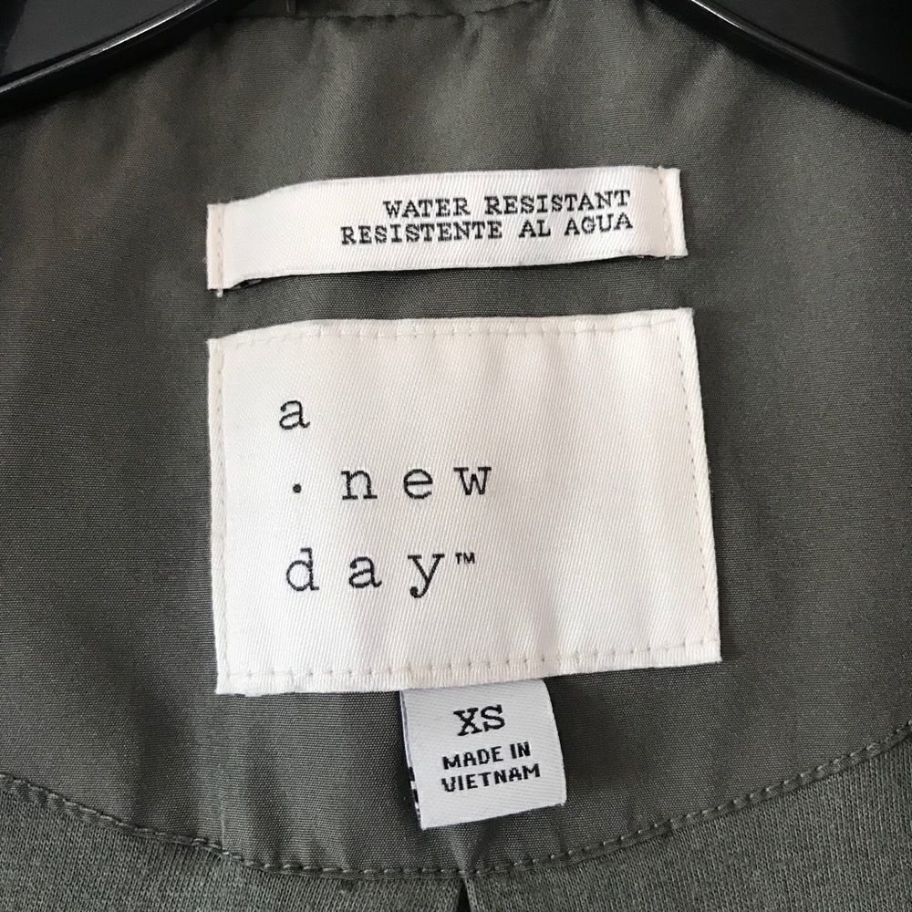 Olive Green Water Resistant Jacket - Picture 3 of 9